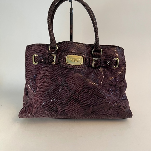 Michael Kors Purple Snake Skin Pattern Double Pocket Handbag - Picture 2 of 14